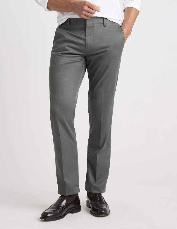Weekday Warrior Dress Pants