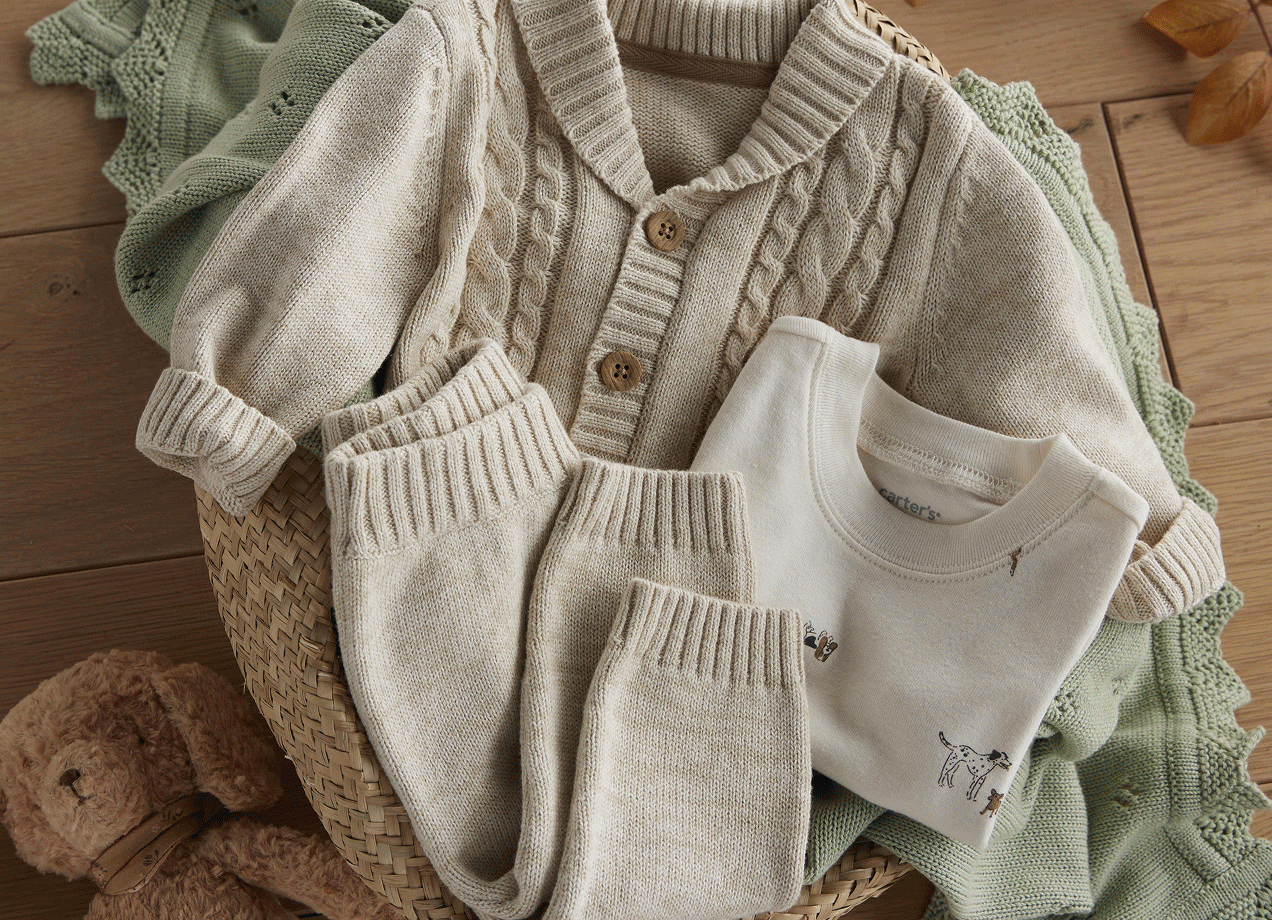 Picture-perfect from the first cozy layer to the first family photo. | Shop Family Matching