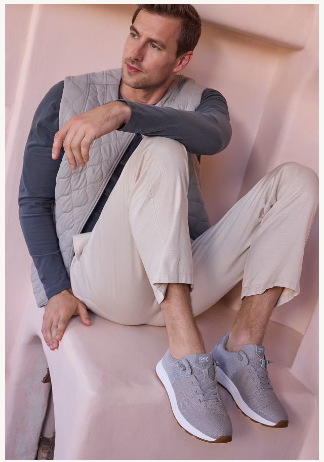 TRVL LITE Cabrillo Sneaker