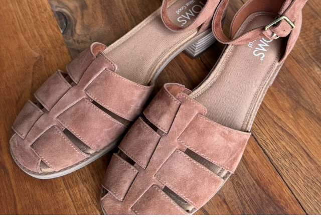 Jaclyn Fisherman Heel