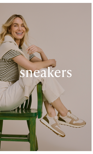 Sneakers - Button