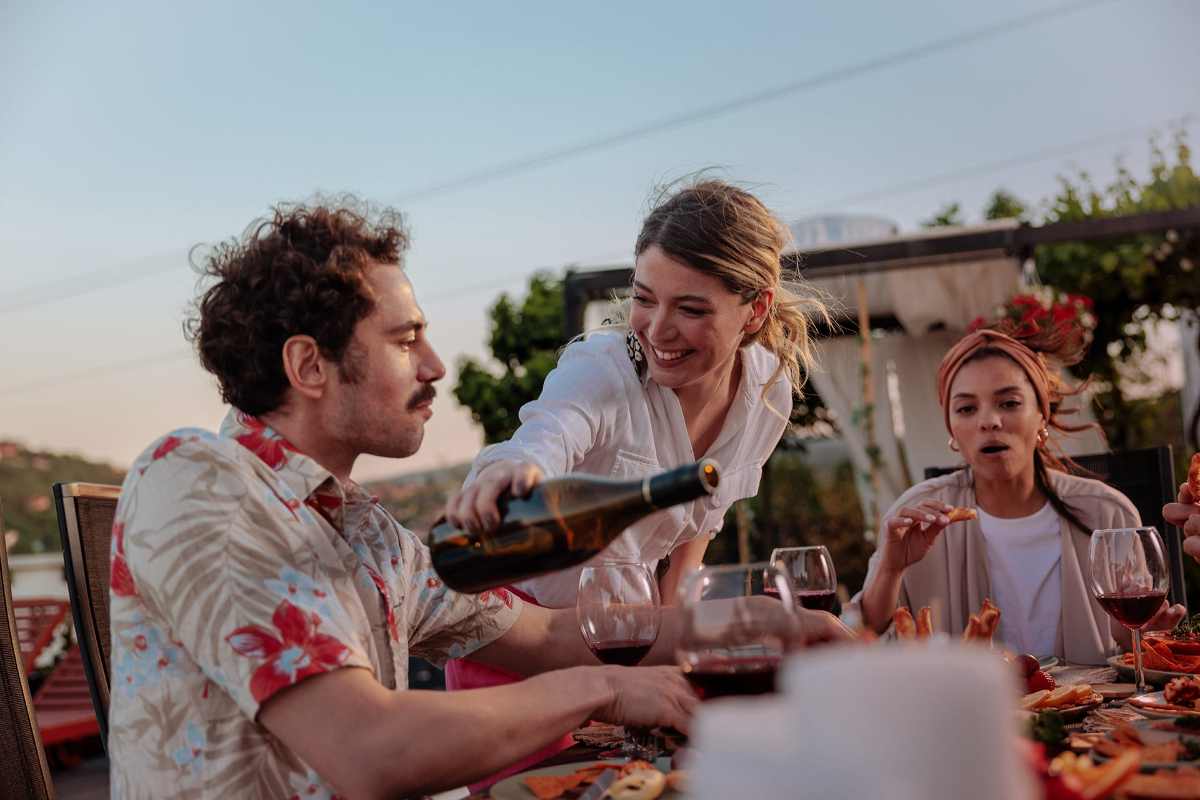 These Are the Best Wines to Open for Friends, According to a Critic